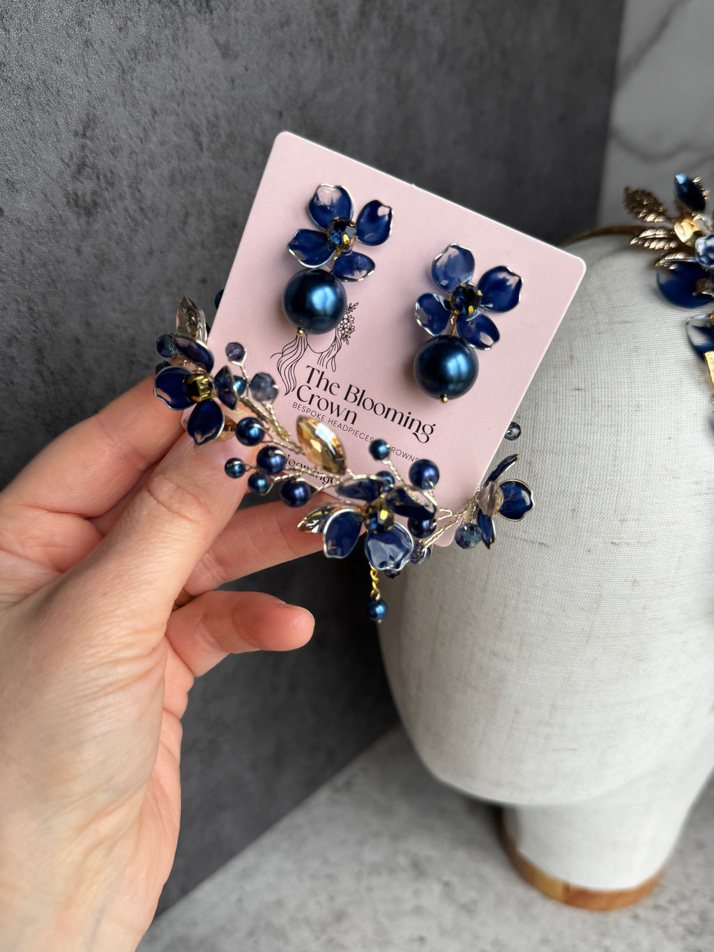 Navy side Heapdiece, Earrings and Bracelet