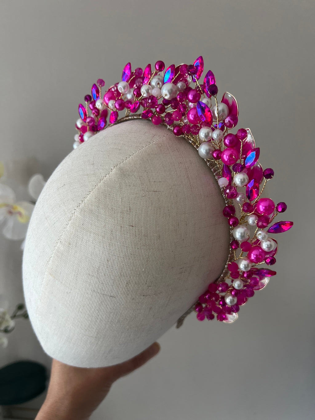 Pointed Crowns