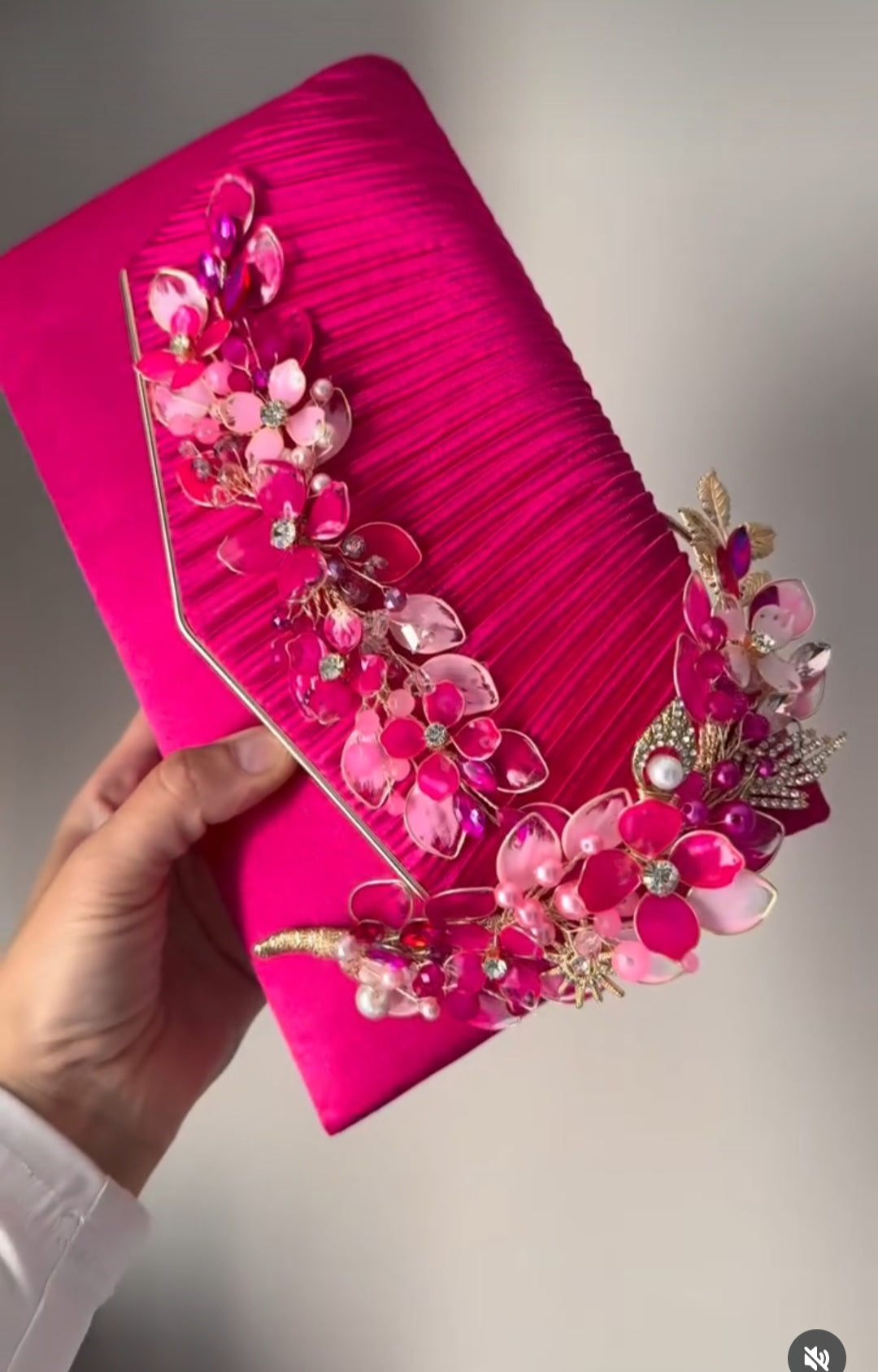 Bespoke Pink side heapdiece and Bag