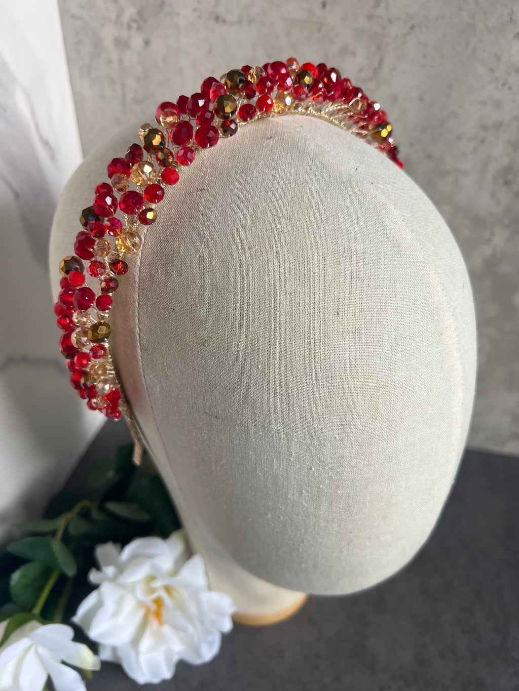 Red beaded headpiece Red beaded headpiece Precius pearls