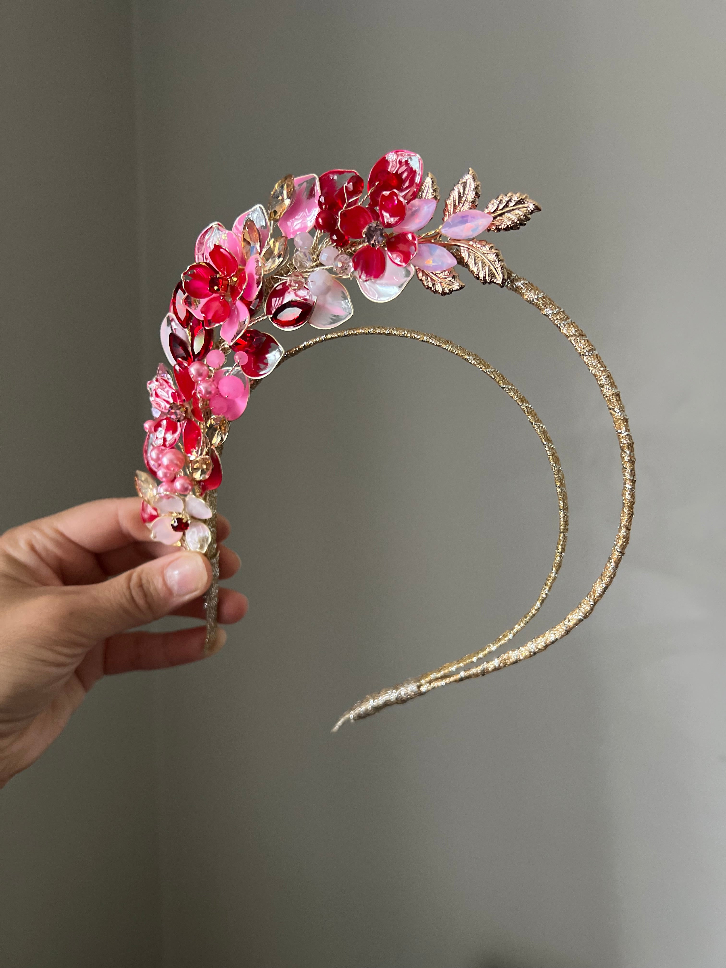 Pink and red Half halo heapdiece