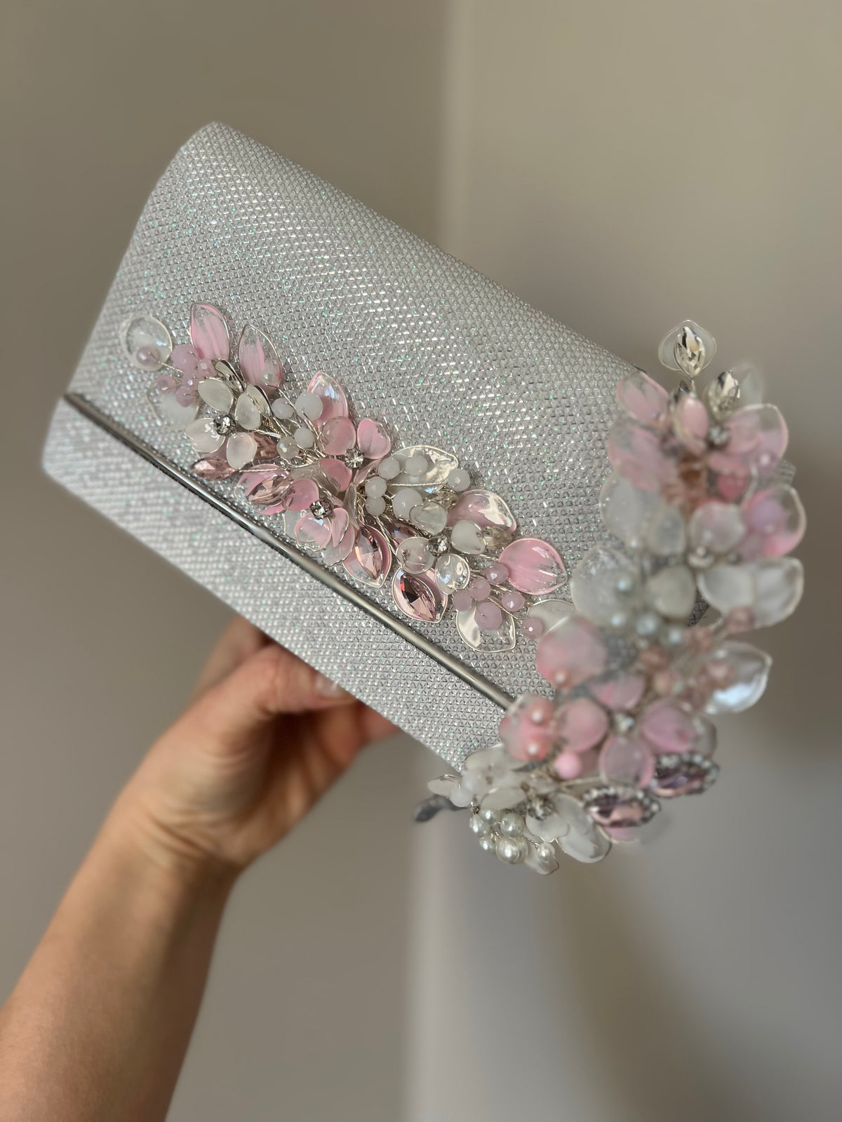Pink and Milky white side Heapdiece with matching Earrings and Bag