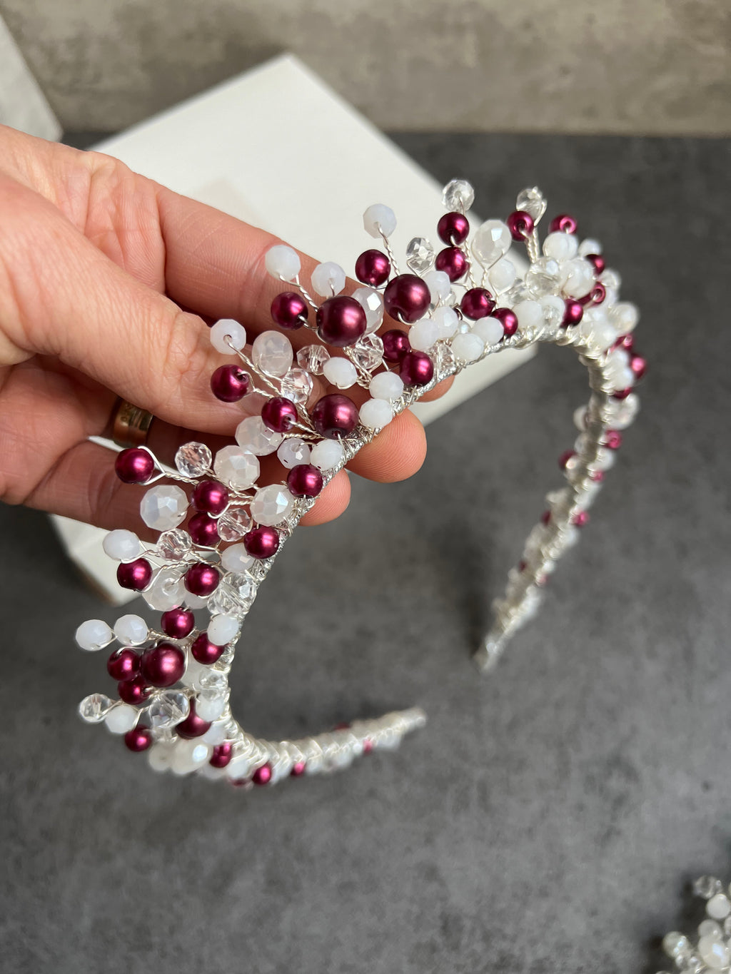 Bridal pointed tiara Bridal pointed tiara Precius pearls