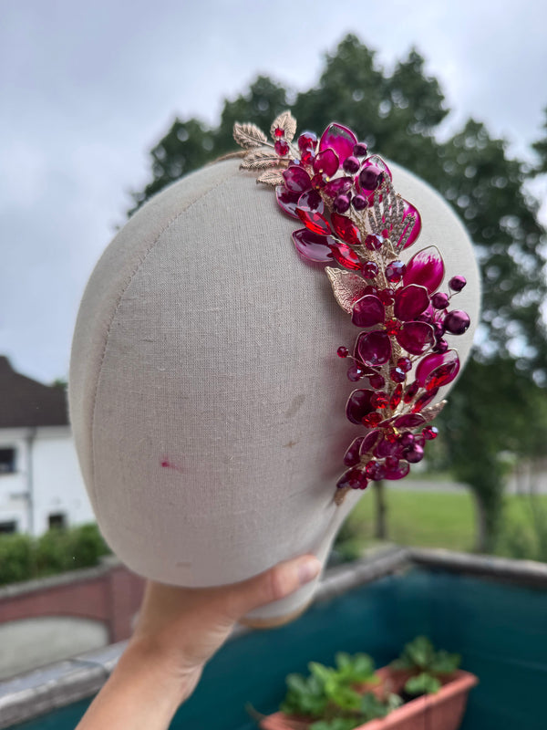 Burgundy and Red side headpiece Burgundy and Red side headpiece Precius pearls