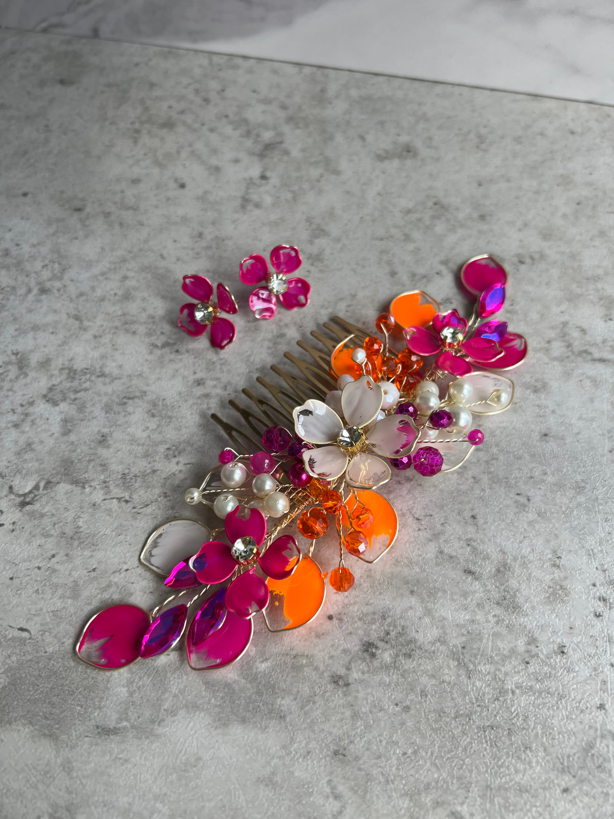 Beige and Fucshia