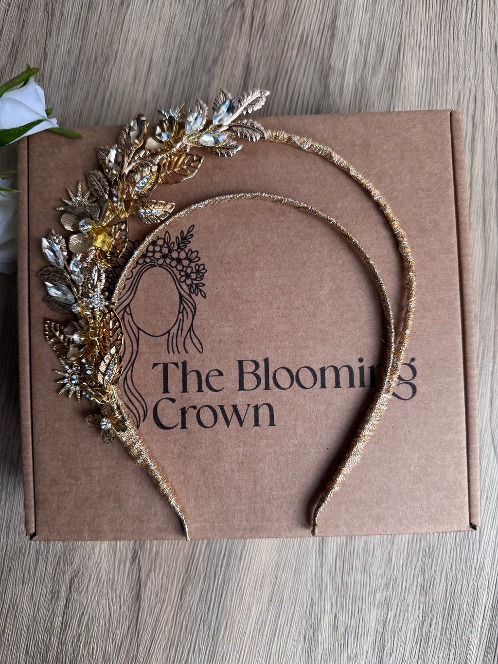 Gold Half halo - wedding guest headpiece Gold Half halo - wedding guest headpiece Precius pearls