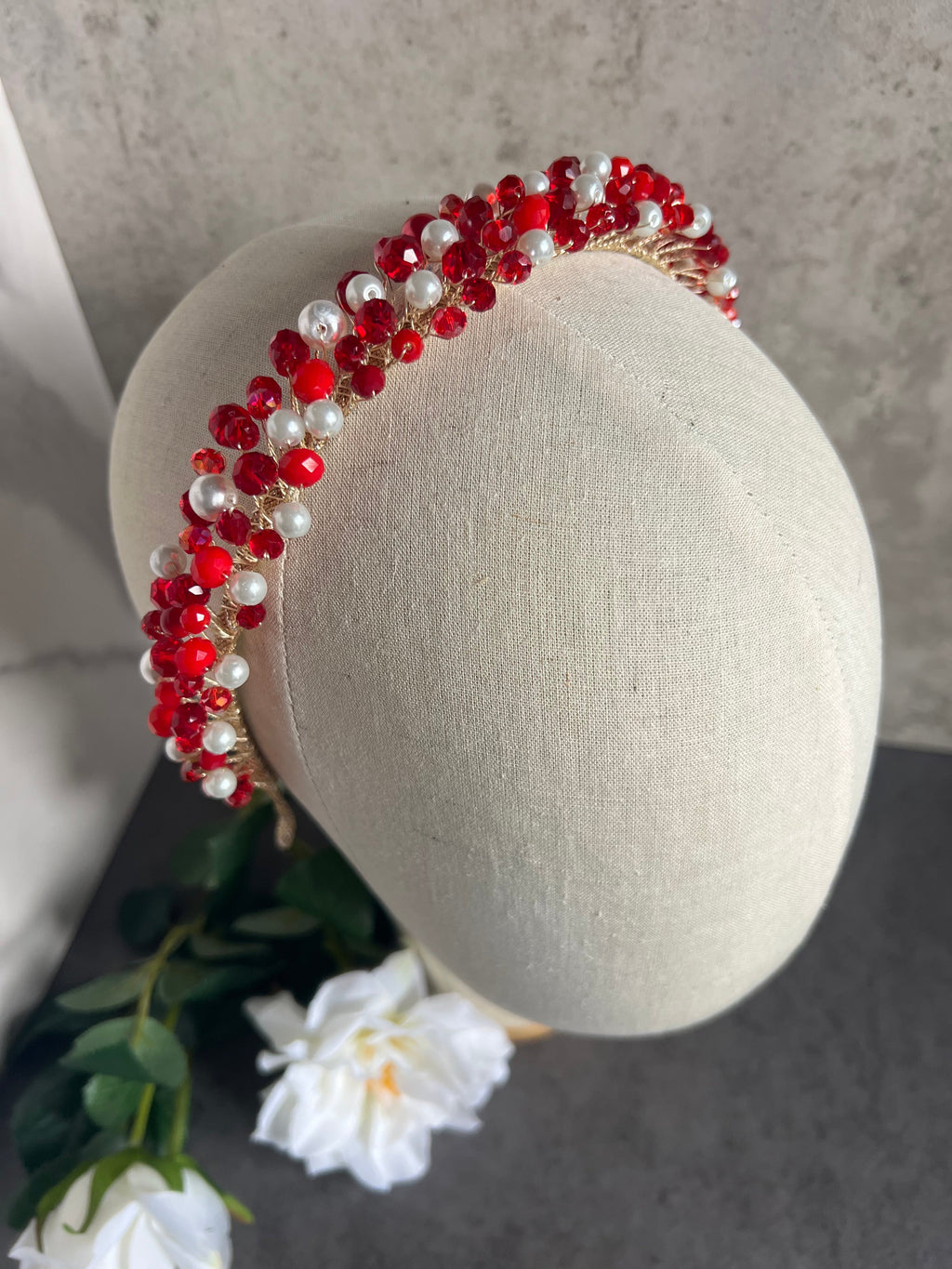 Red beaded headpiece Red beaded headpiece Precius pearls
