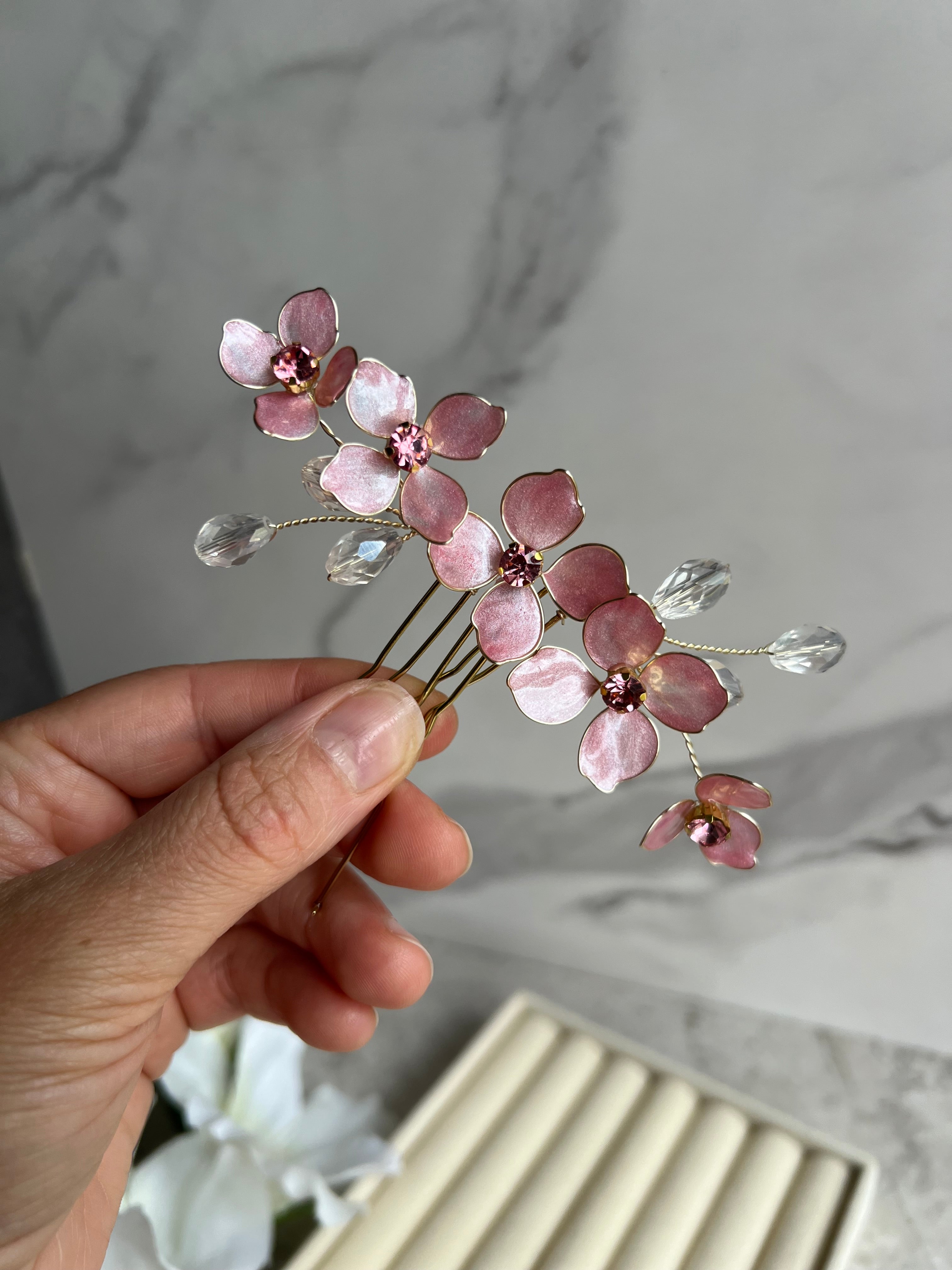 Blush pink pins and Earrings with Swarovski pearl