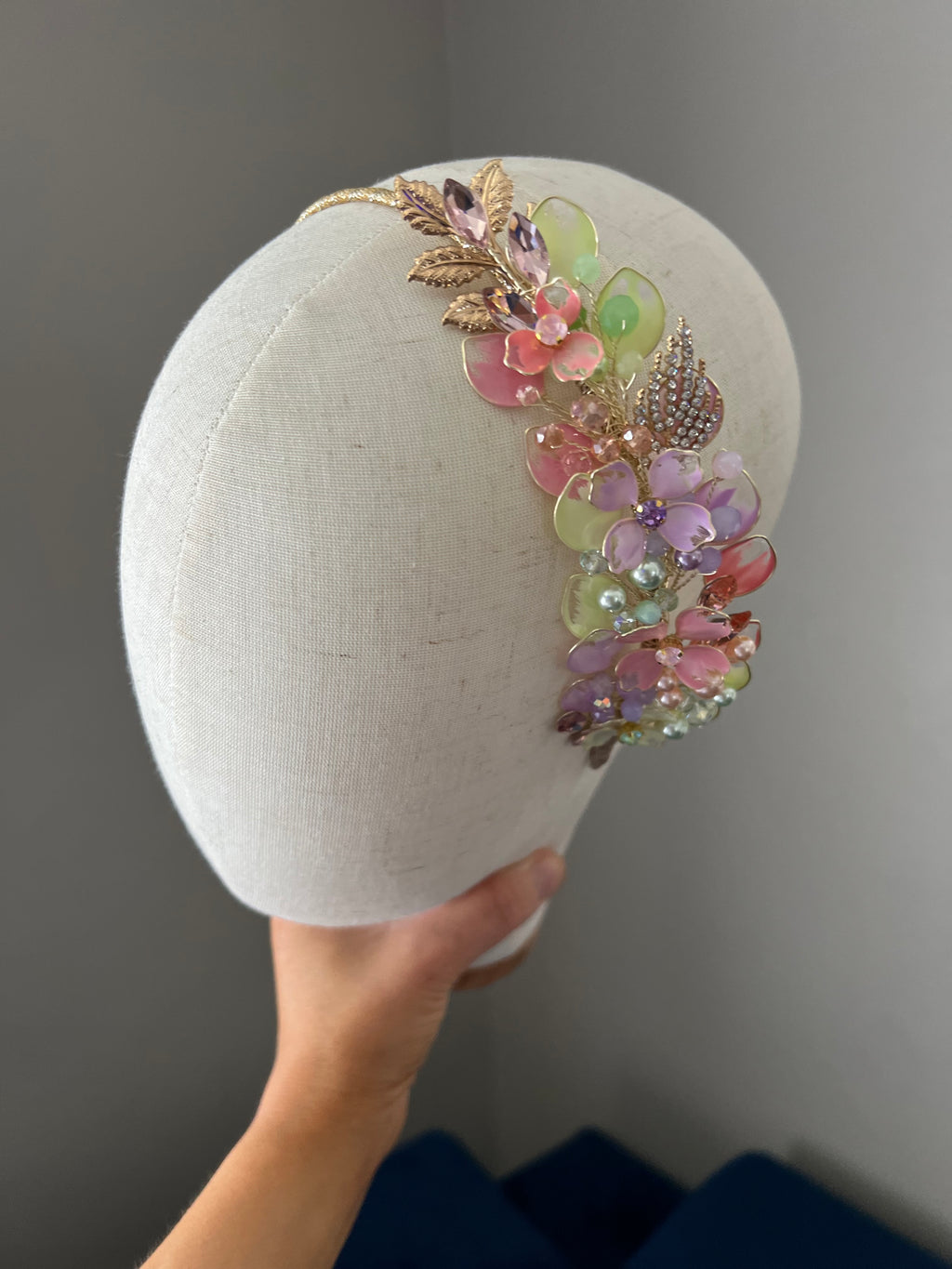 Pastel green, dusty pink and lilac side wedding guest Heapdiece