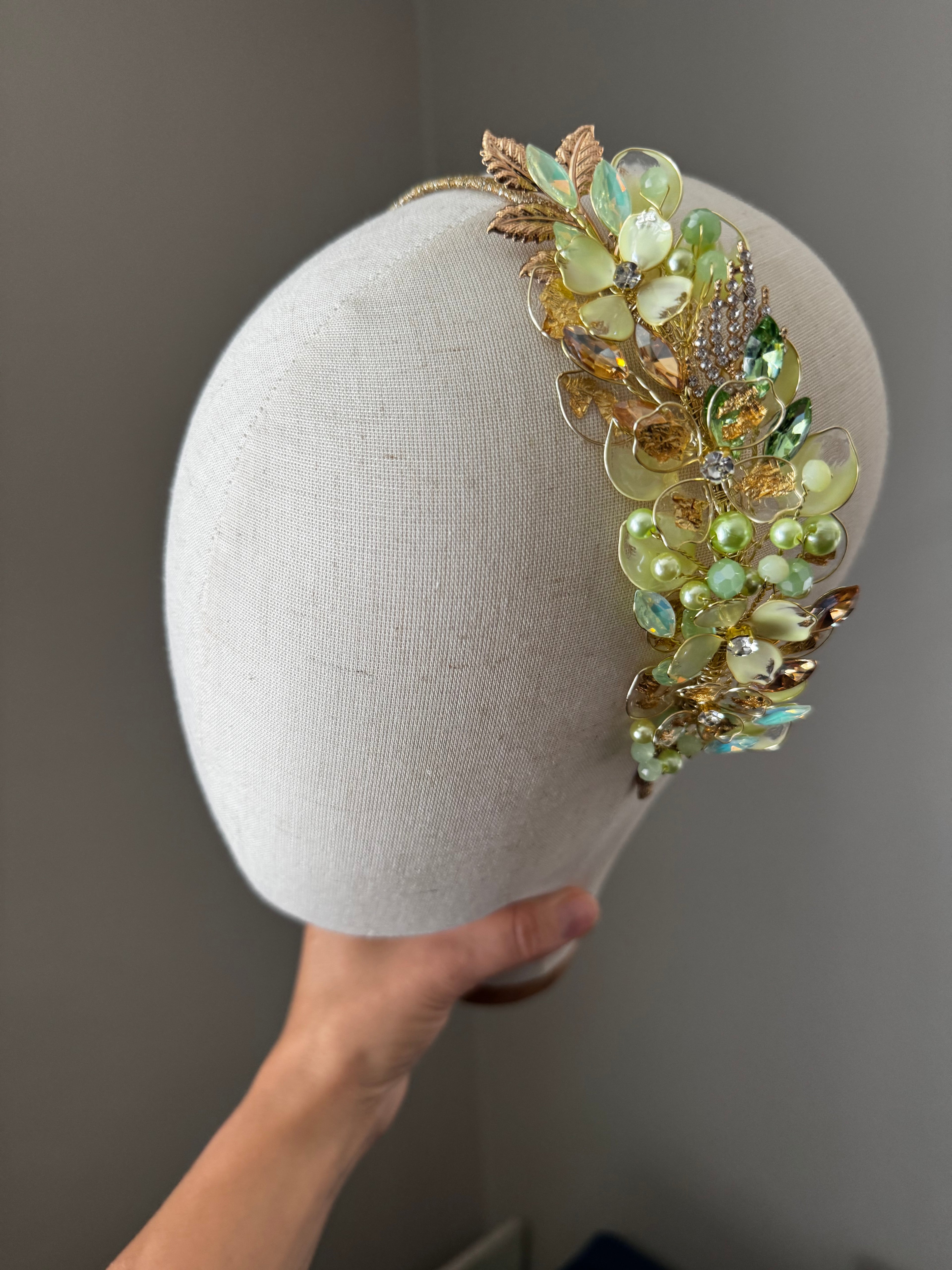 Light Green and Gold side Heapdiece