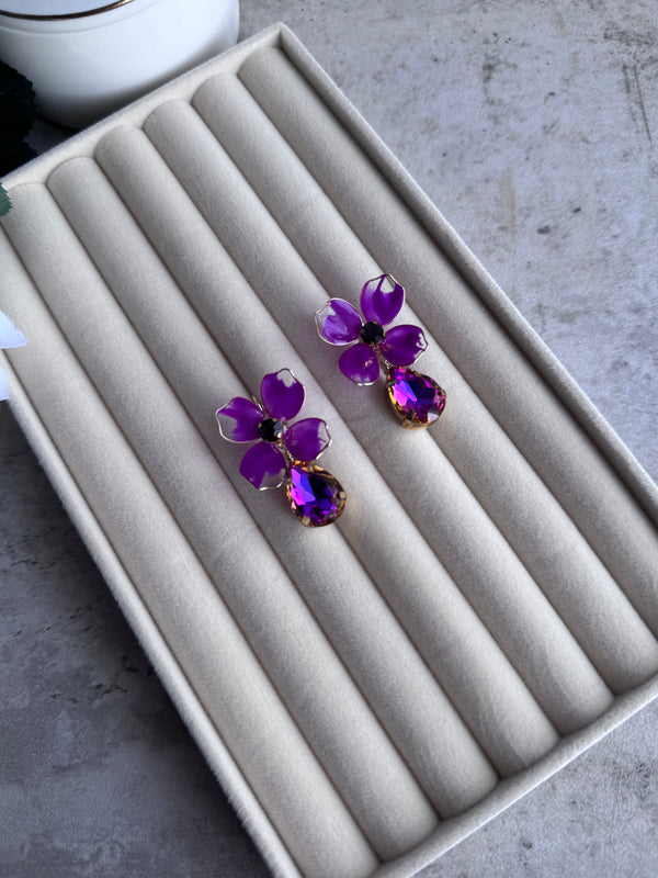 Magenta Purple Flower Earrings (Magenta + Crystal Drop) Magenta Purple Flower Earrings (Magenta + Crystal Drop) Precius pearls