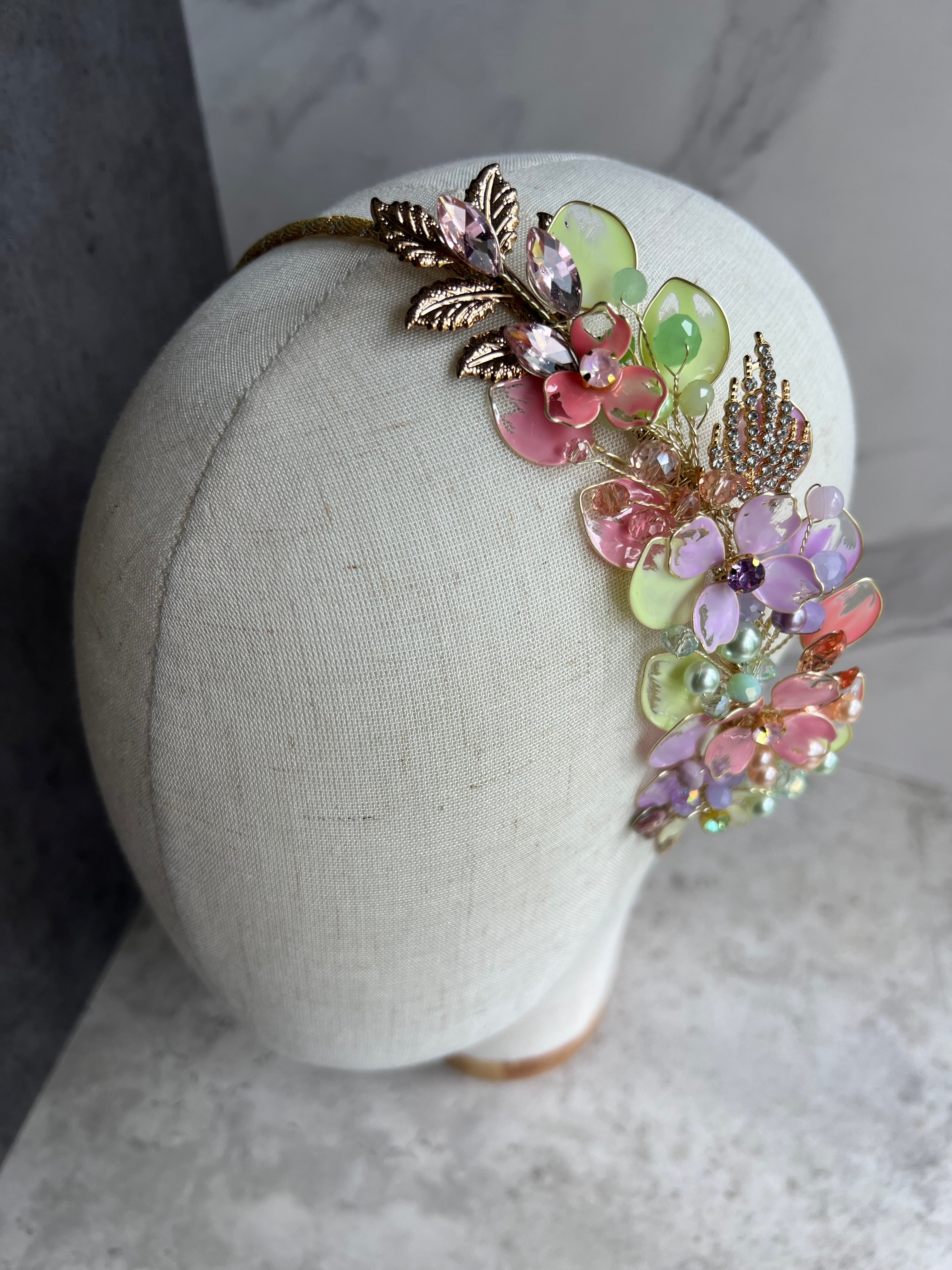 Pastel green, dusty pink and lilac side wedding guest Heapdiece
