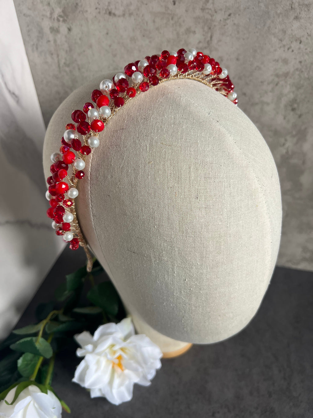 Red beaded headpiece Red beaded headpiece Precius pearls