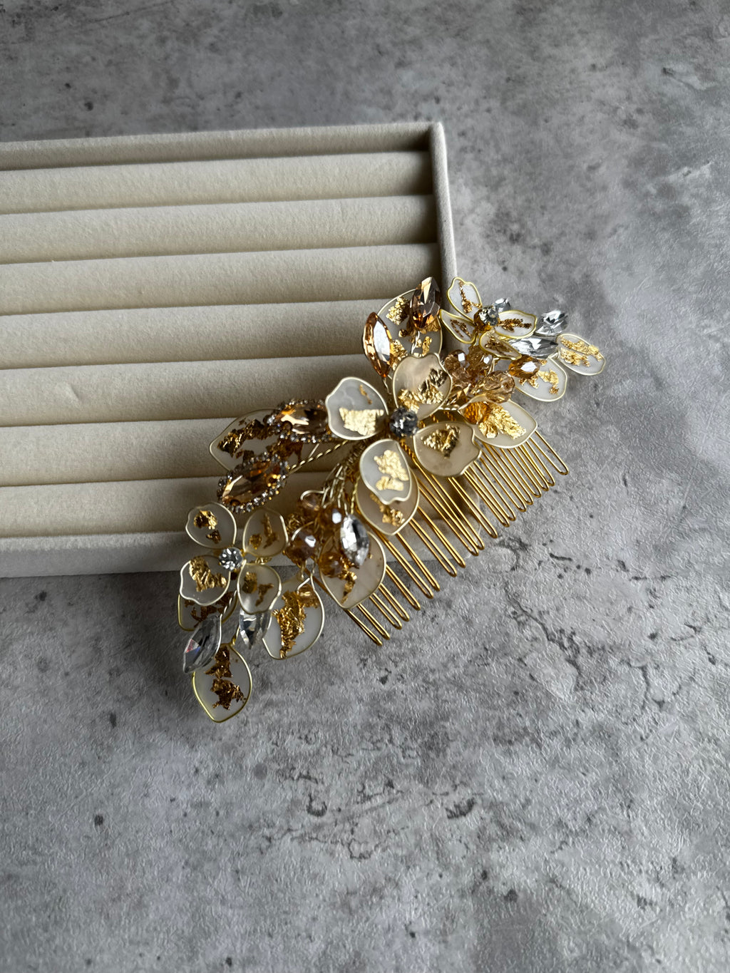 Frosted Gold Comb