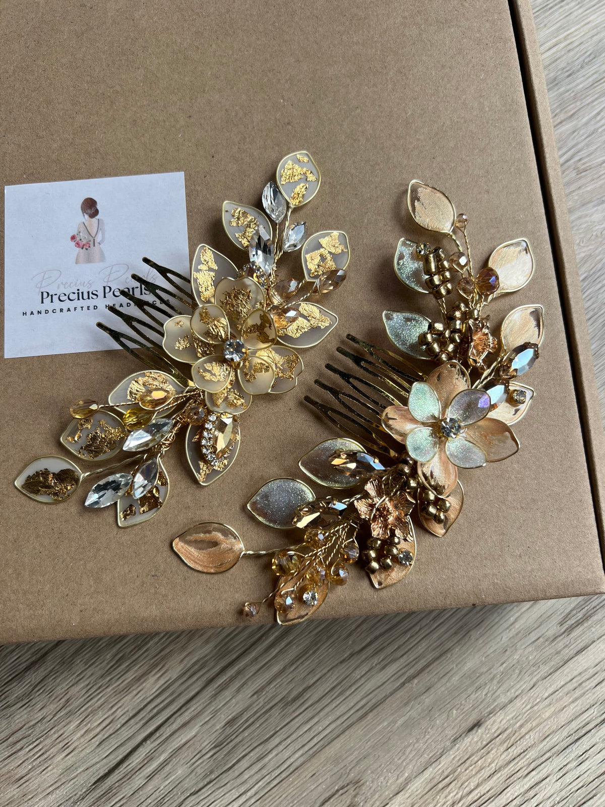 Gold combs Gold combs Precius pearls