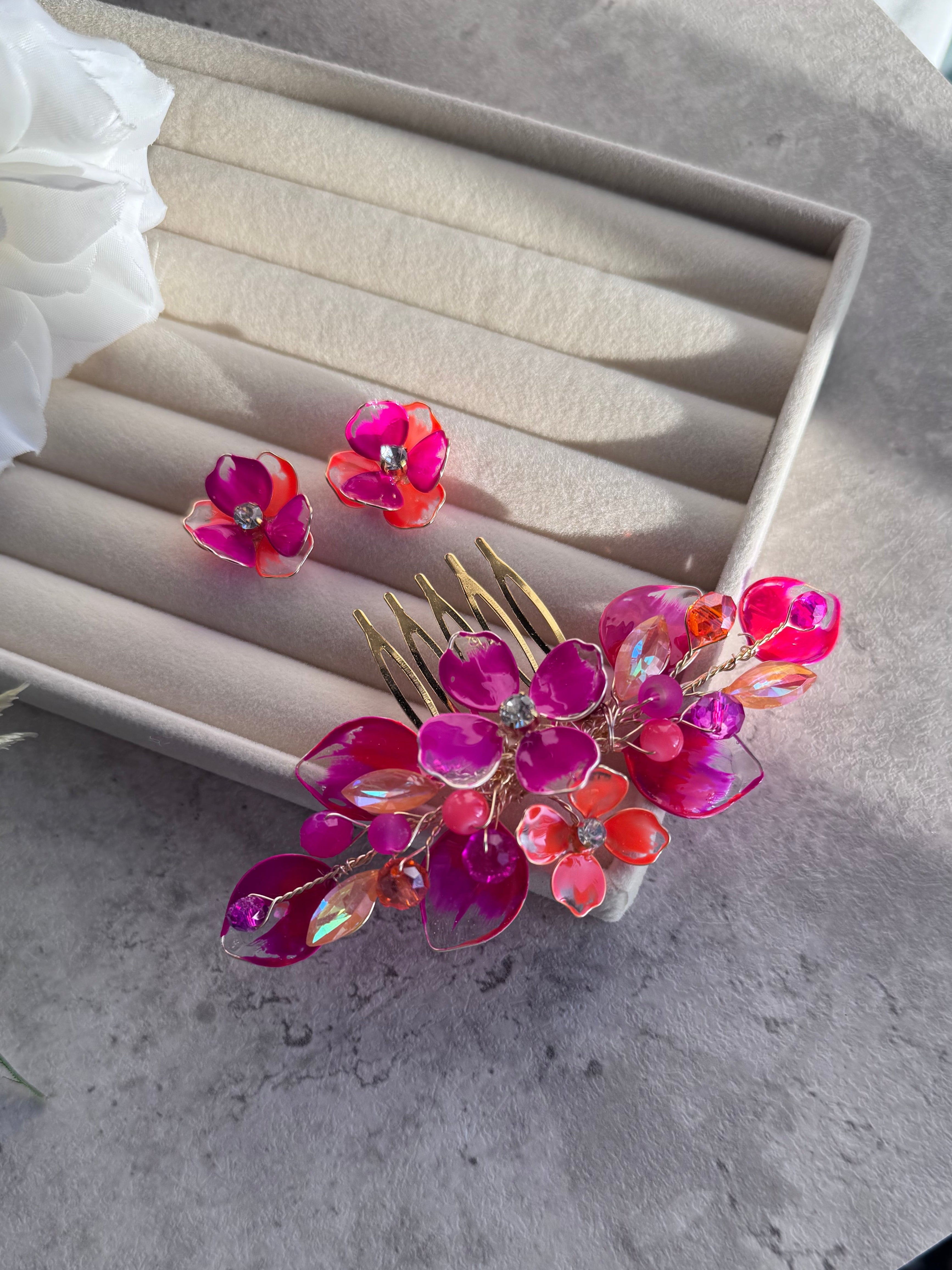 Fucshia and Orange Bloom Mini Comb And Earrings