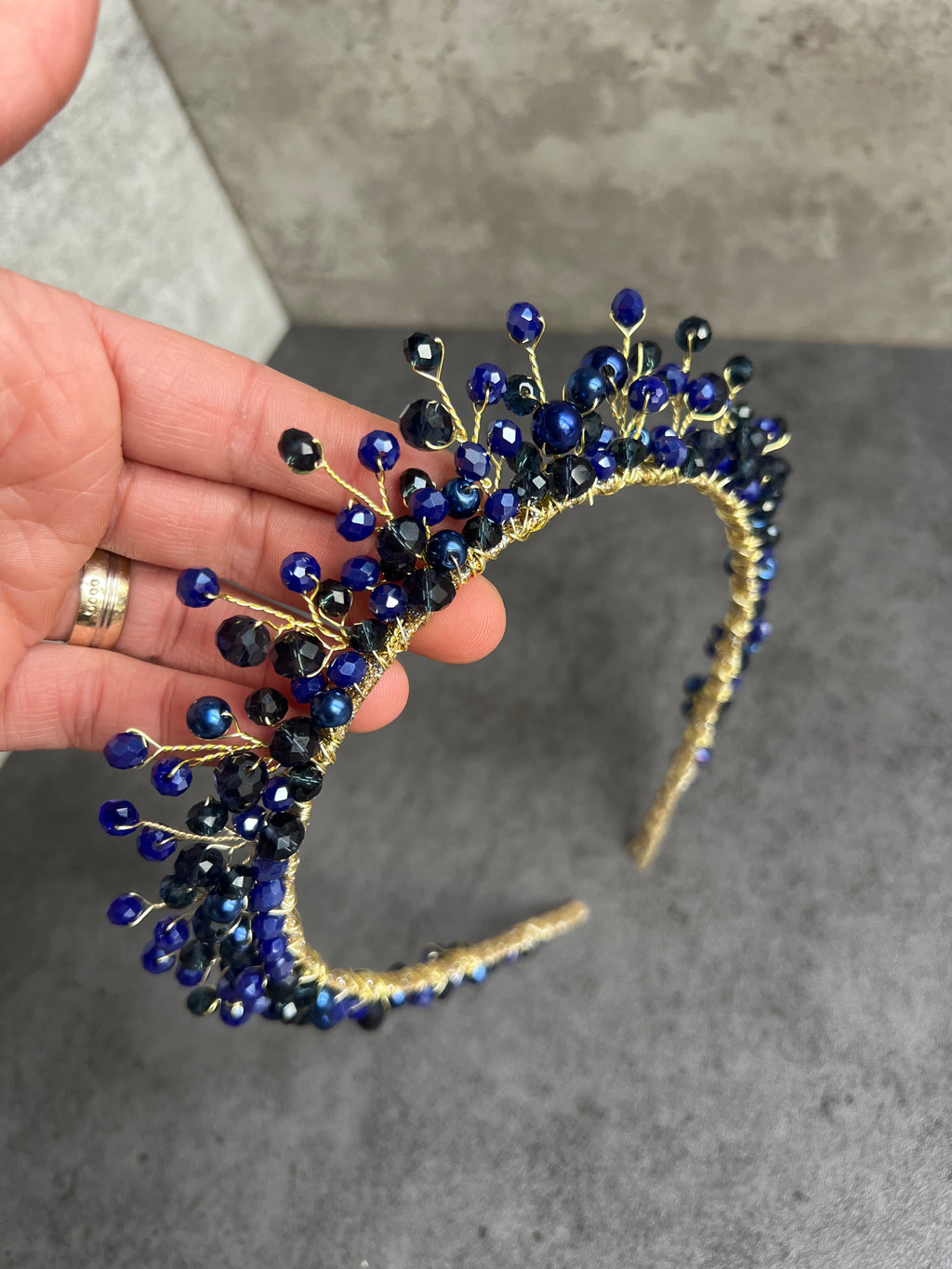 Medium height tiara Medium height tiara Precius pearls