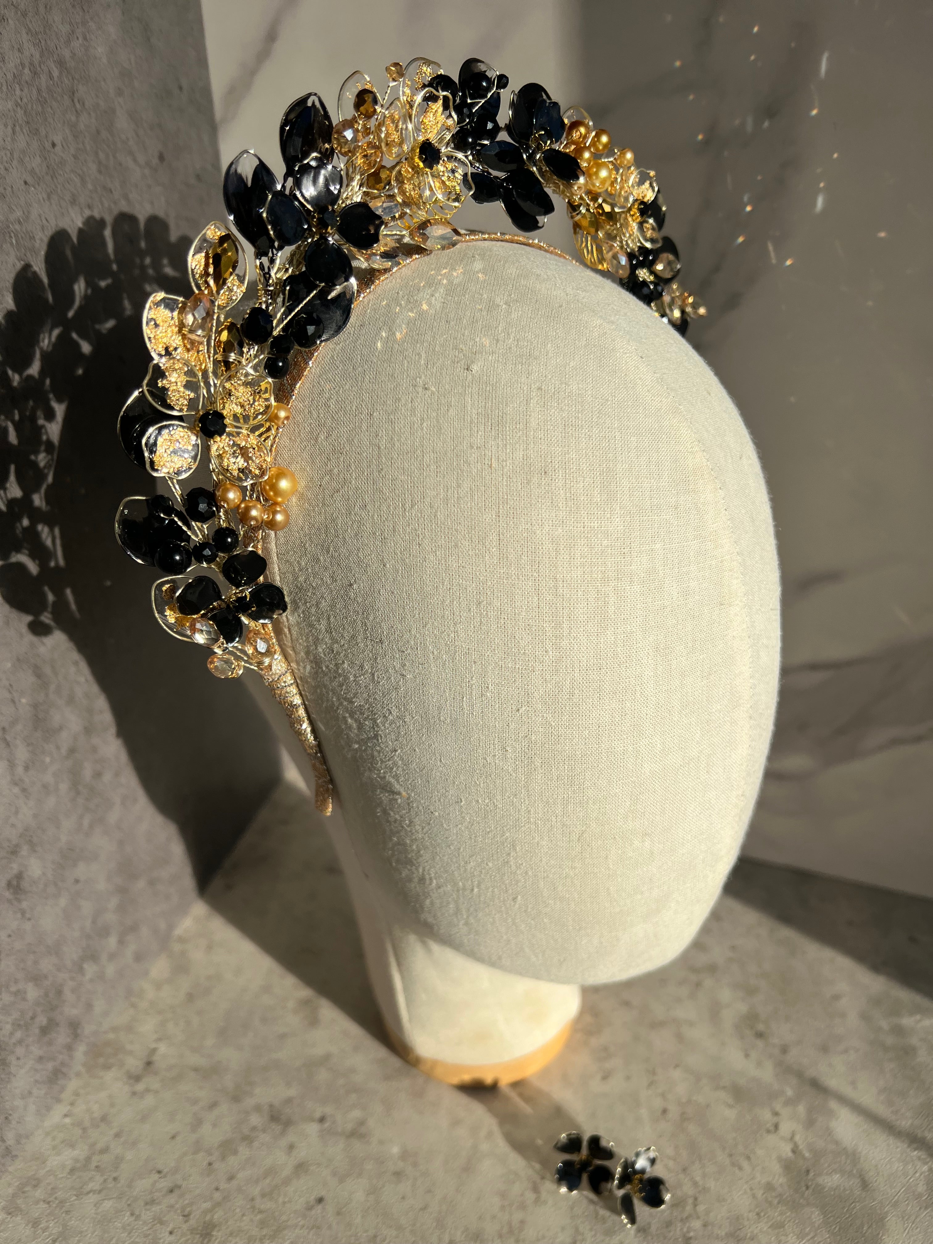Black and Gold Wedding guest halo Heapdiece