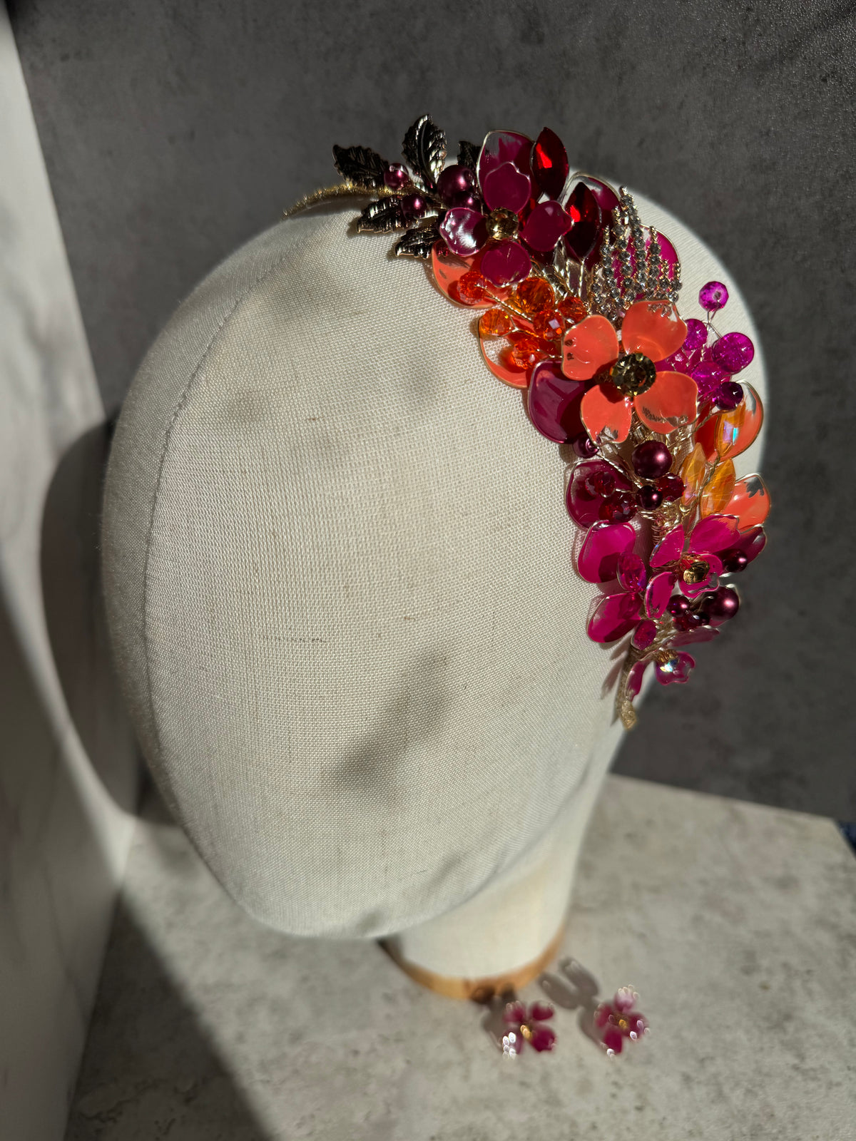Burgundy, orange and Fucshia side headpiece