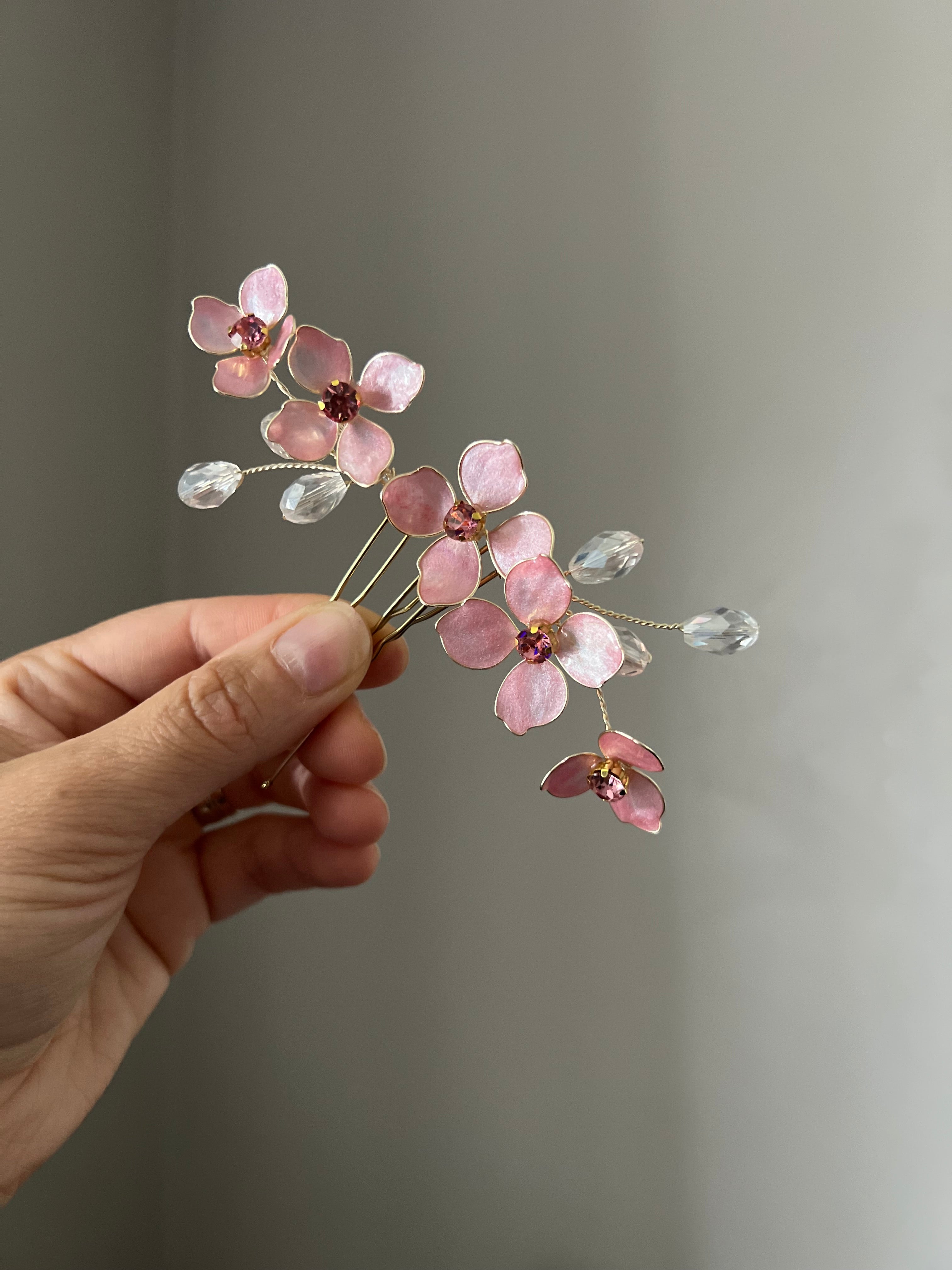 Blush pink pins and Earrings with Swarovski pearl