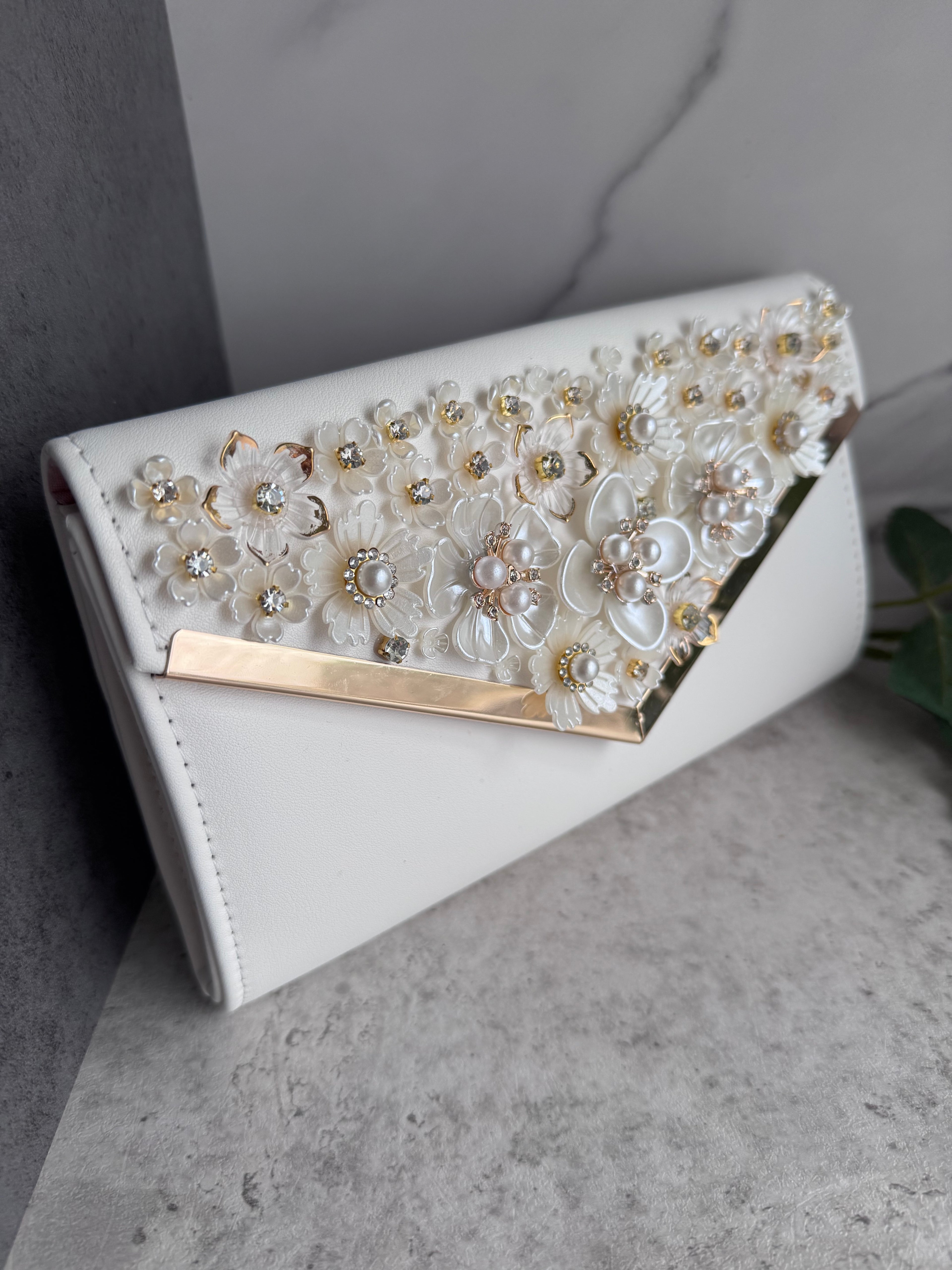 Pearl flower headpiece and bag
