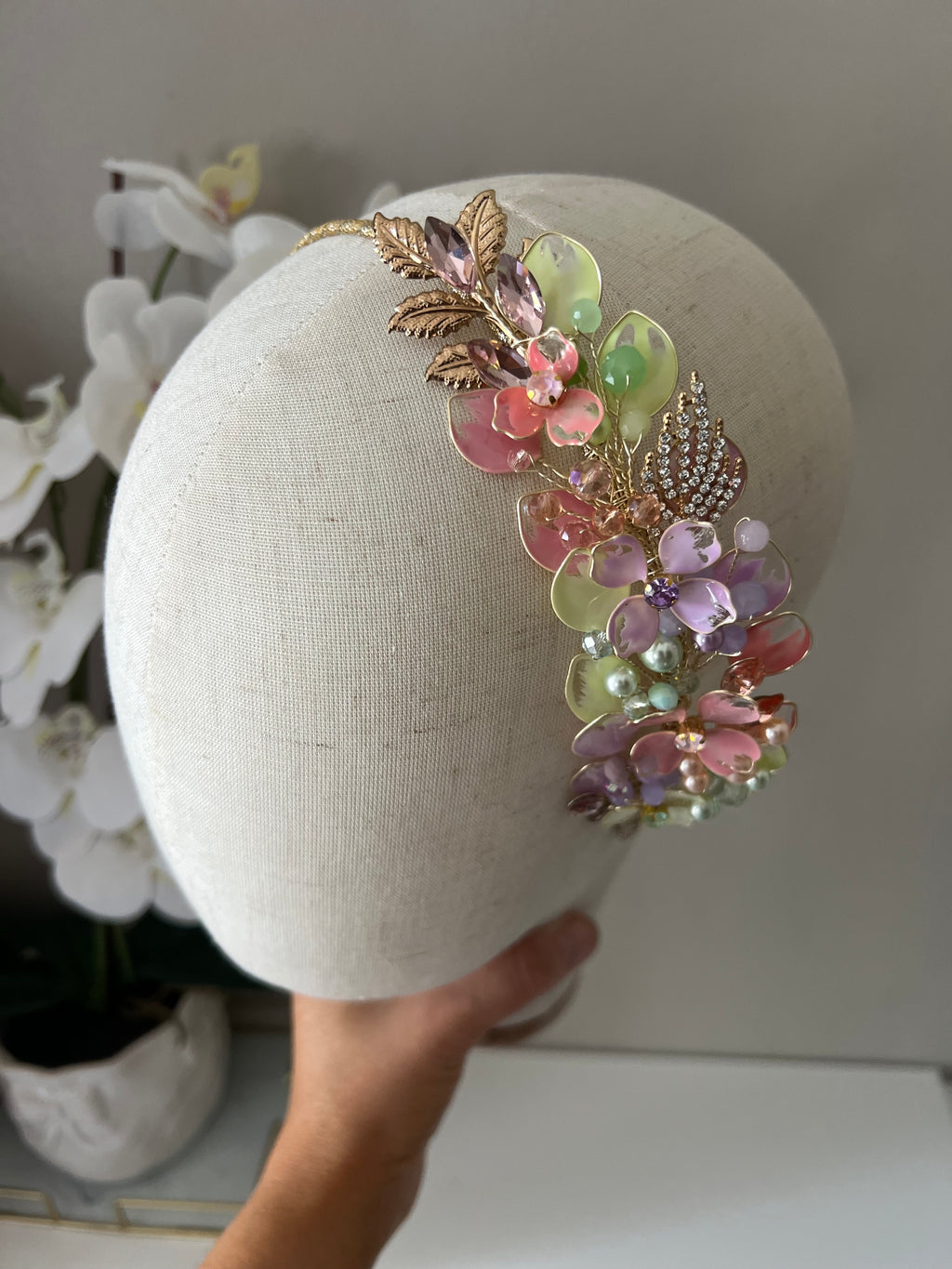 Pastel green, dusty pink and lilac side wedding guest Heapdiece