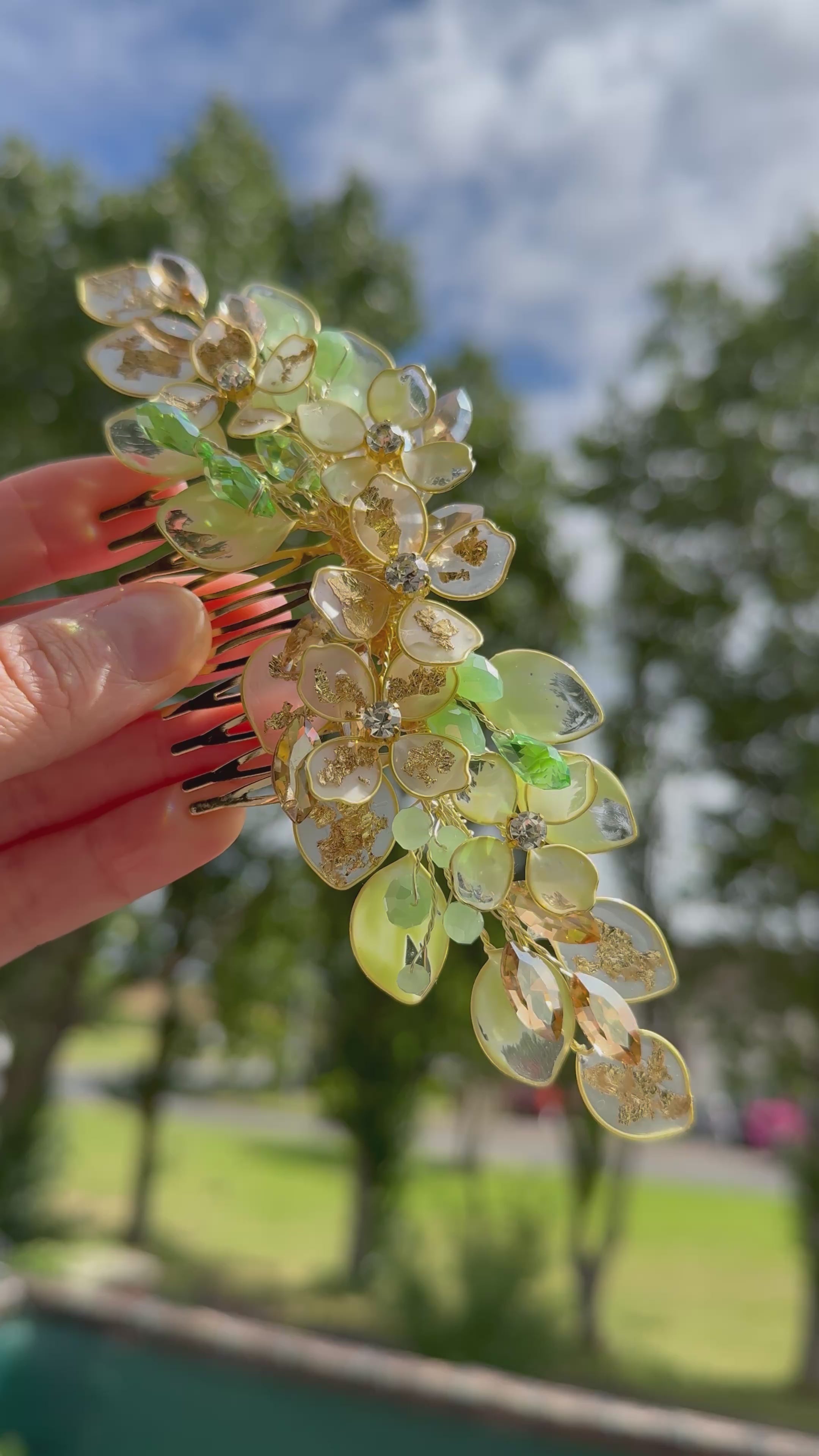 Light Green and Frosted Gold Wedding guest comb