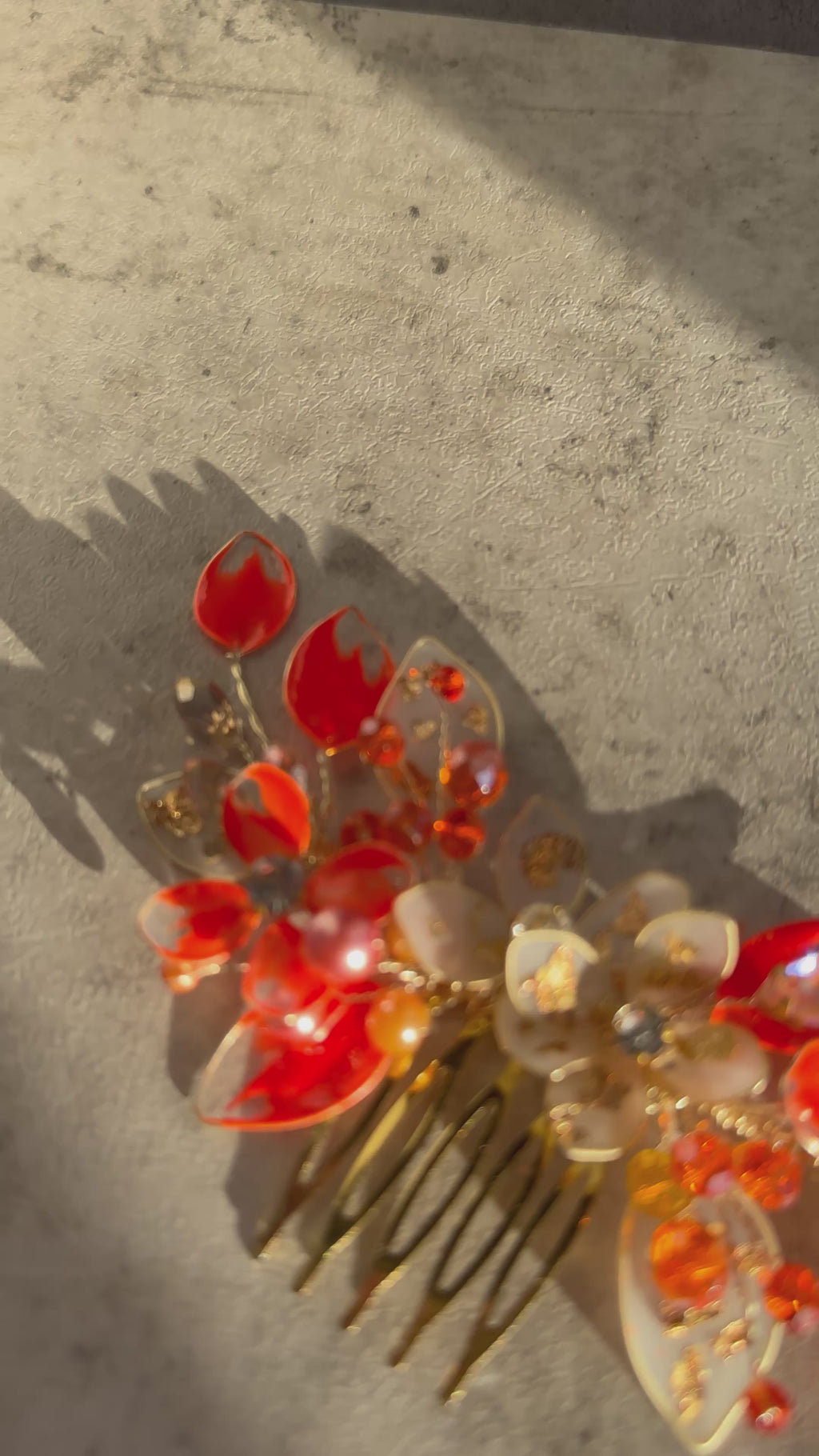 ✨ “Coral Bloom” Occasion Hair Comb – Gold Ba
